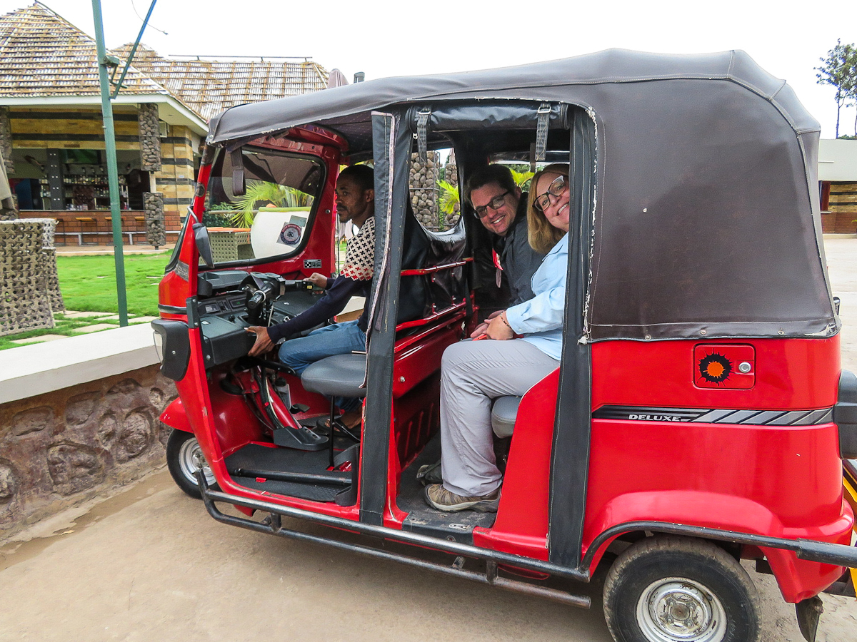 MTO WA MBU IN A TUKTUK CULTURAL TOUR